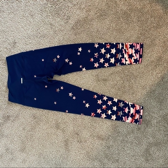 AERIE Chill. Play. Move. Star Printed Leggings - Picture 6 of 6